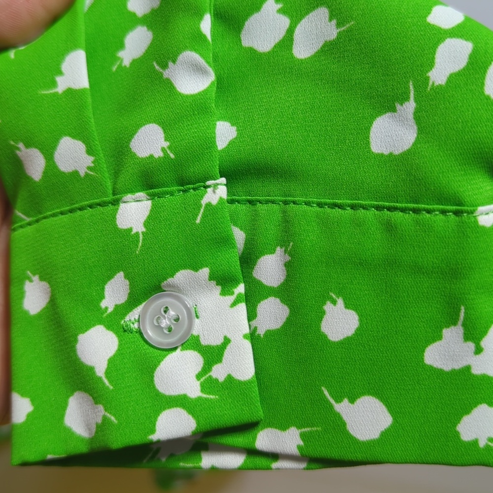 Dokotoo Green Abstract Dot Button-Down Shirt Size Large PTP 20 - Picture 5 of 7